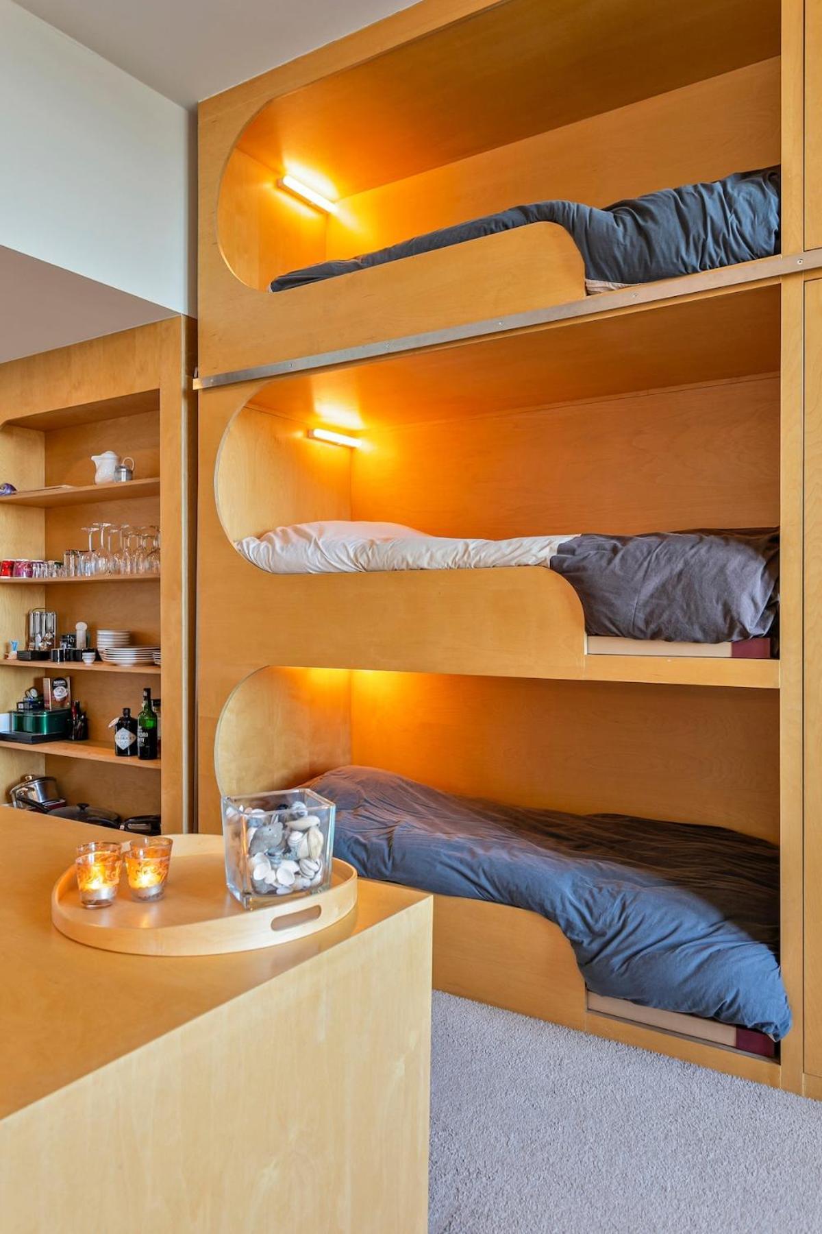 Apartment Uniek Ingerichte Ruimte Met Magnifiek Zeezicht! *